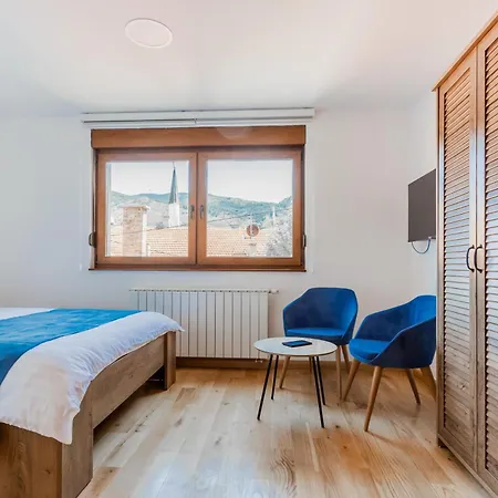 Rubik Aparthotel